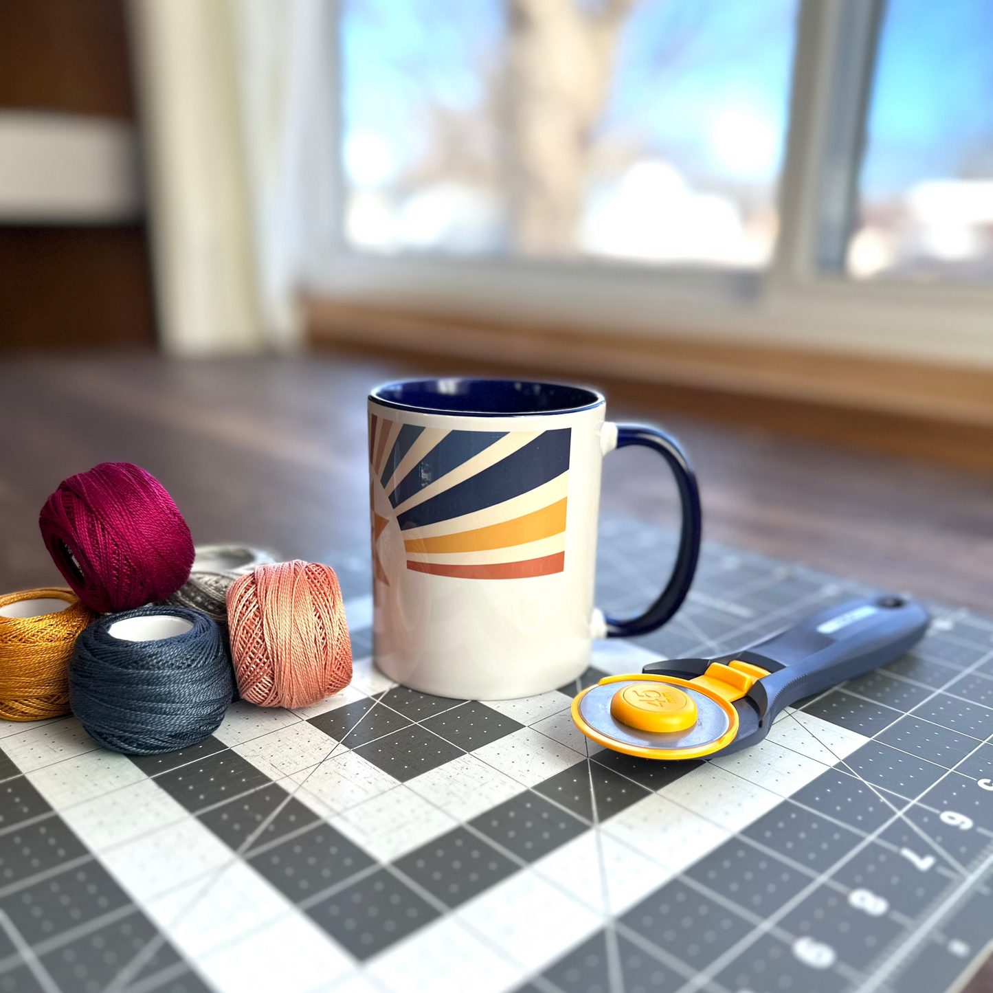 Quilt Star Light Mug with Color Inside